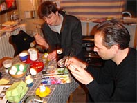 Jonas, Markus painting eggs